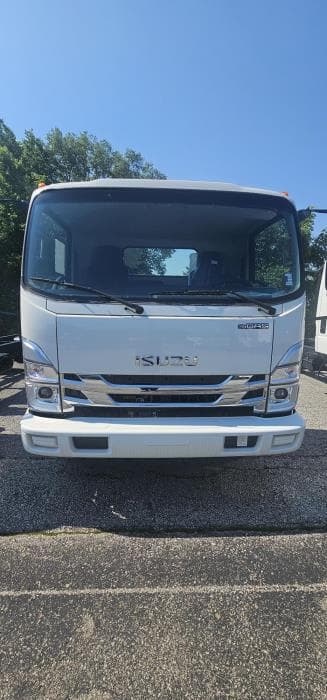 2025 Isuzu NRR — photo 8
