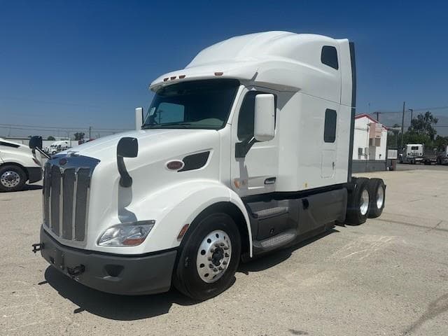 2021 Peterbilt 579 — photo 11