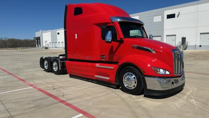 2026 Peterbilt 579 — photo 4