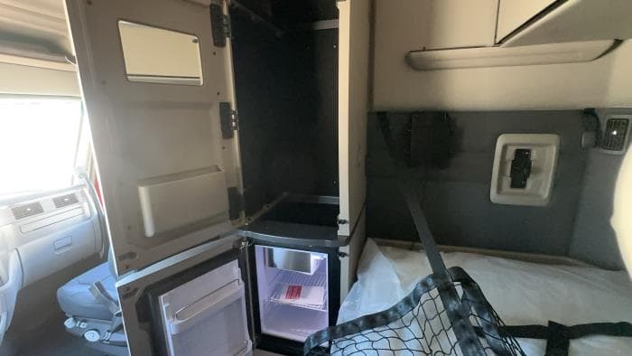 2026 Peterbilt 579 — photo 23