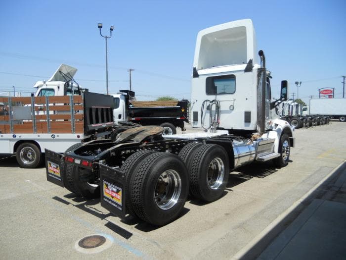 2020 Peterbilt 567 — photo 4