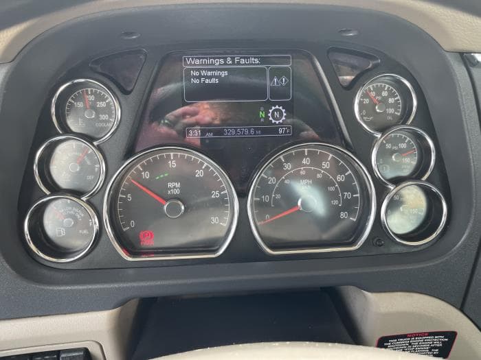 2022 Peterbilt 567 — photo 21