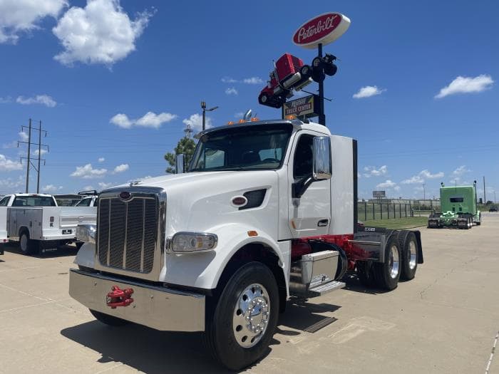 2022 Peterbilt 567 — photo 2