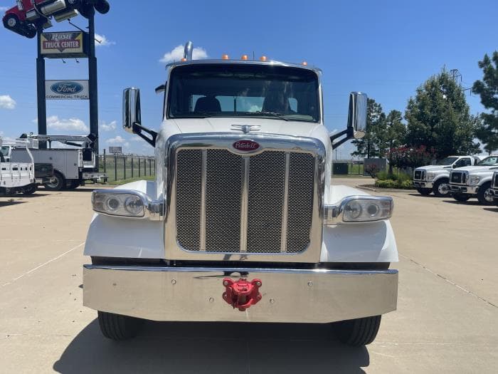 2022 Peterbilt 567 — photo 3