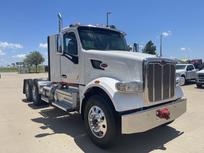 2022 Peterbilt 567 — photo 4