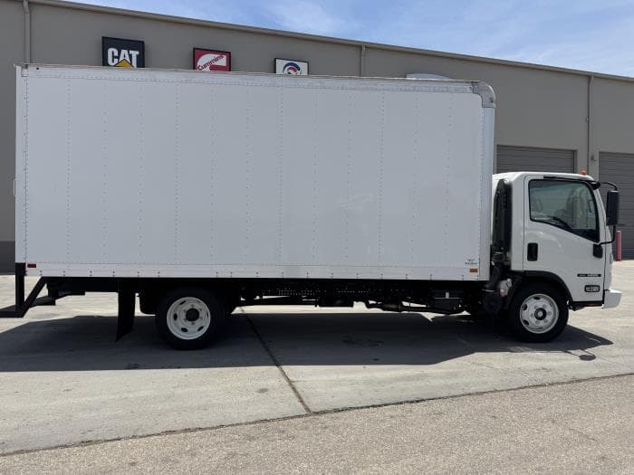 2024 Isuzu NRR — photo 5