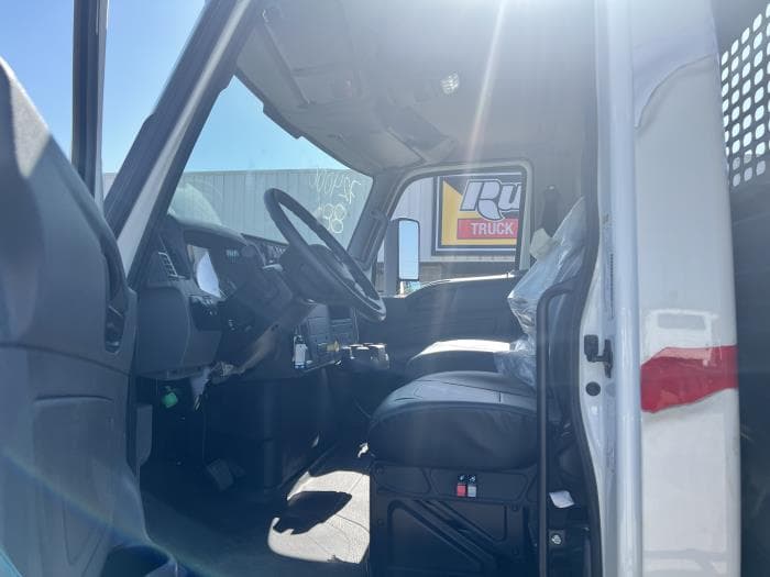 2025 International MV — photo 10