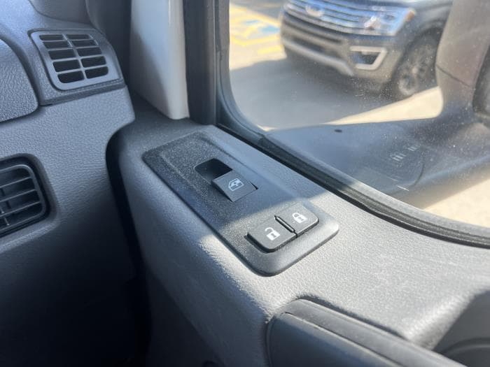 2025 International MV — photo 14