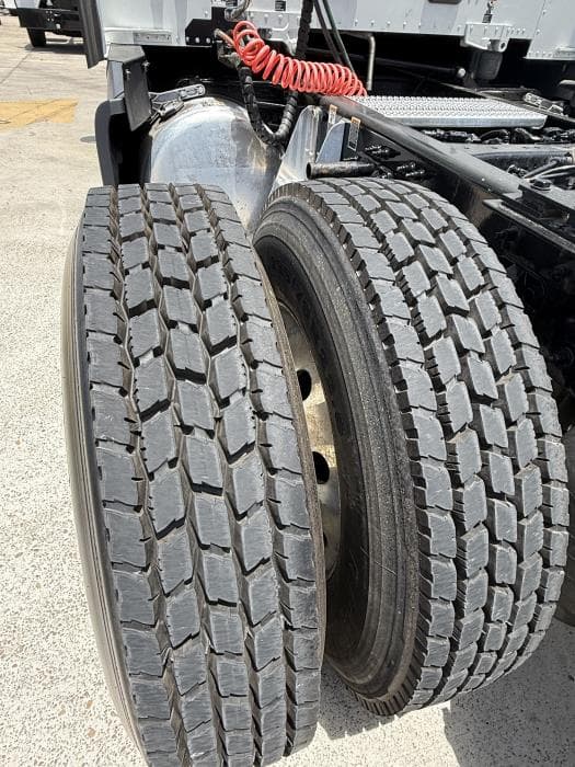 2021 Peterbilt 579 — photo 4