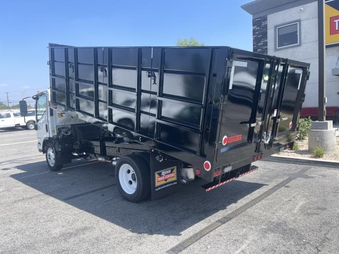 2025 Isuzu NRR — photo 25