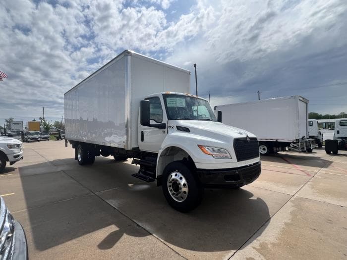 2025 International MV — photo 8