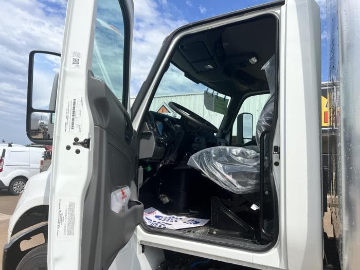 2025 International MV — photo 10