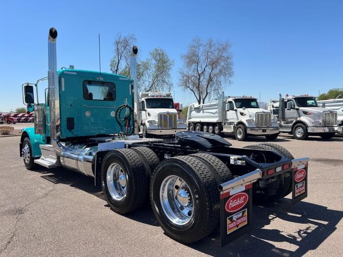 2026 Peterbilt 589 — photo 5