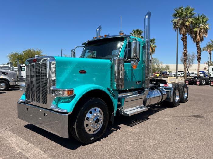 2026 Peterbilt 589 — photo 3