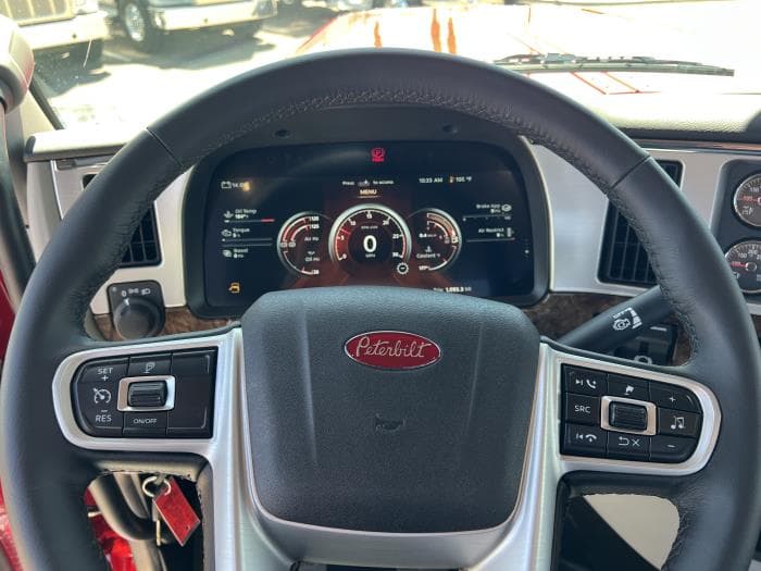 2026 Peterbilt 589 — photo 15