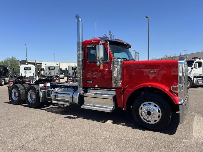 2026 Peterbilt 589 — photo 9