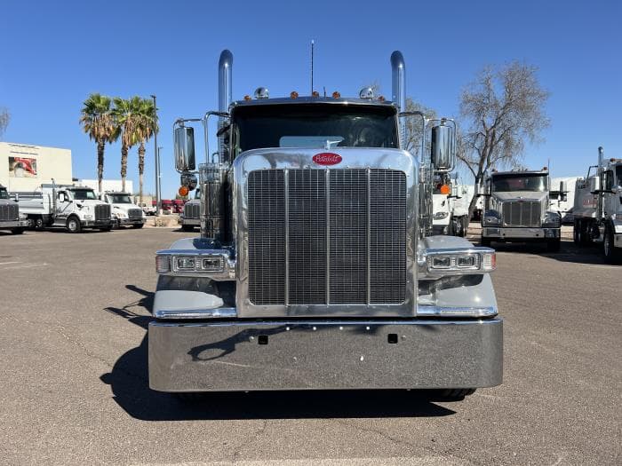 2026 Peterbilt 589 — photo 11