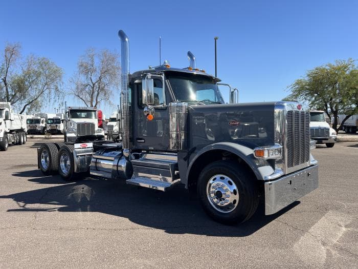 2026 Peterbilt 589 — photo 10