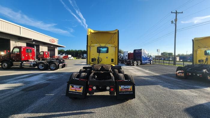 2021 Peterbilt 579 — photo 5