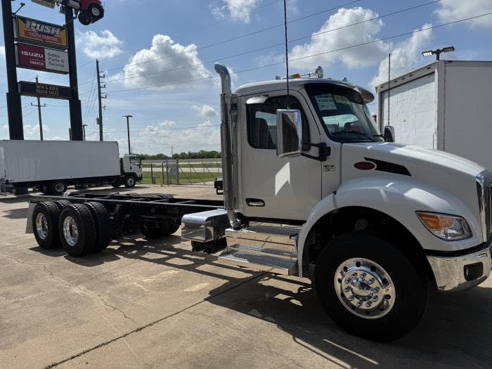 2026 Peterbilt 548 — photo 4