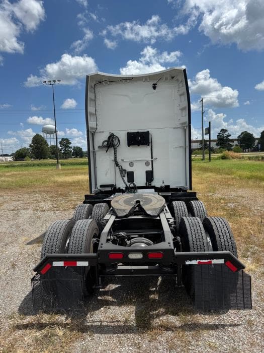 2022 Peterbilt 579 — photo 7