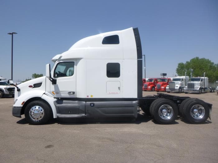 2021 Peterbilt 579 — photo 5