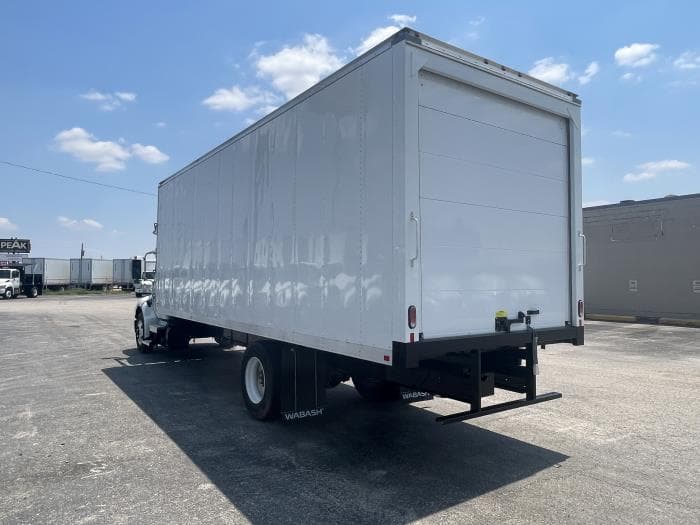 2025 Peterbilt 536 — photo 5