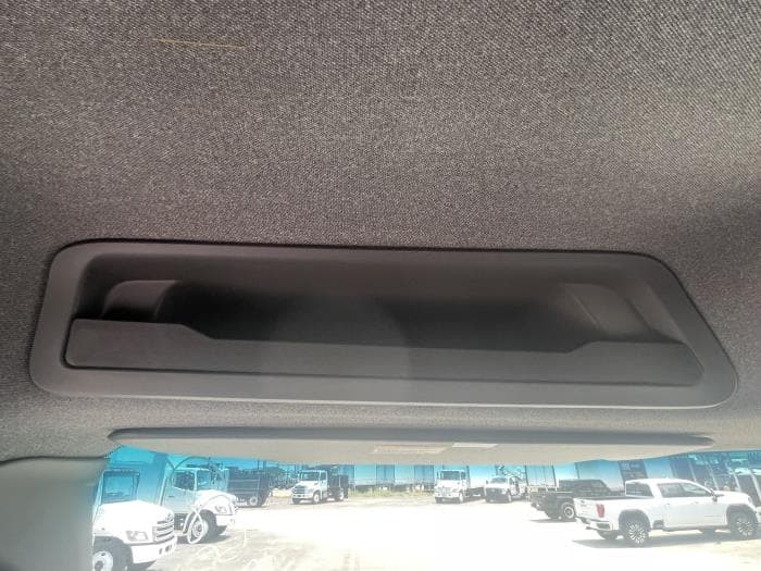 2025 Peterbilt 536 — photo 14