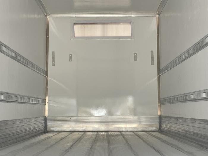 2025 Peterbilt 536 — photo 19