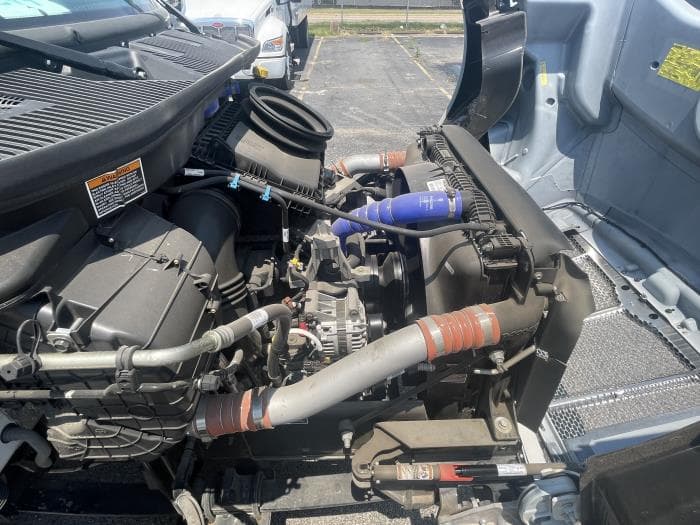 2025 Peterbilt 536 — photo 25