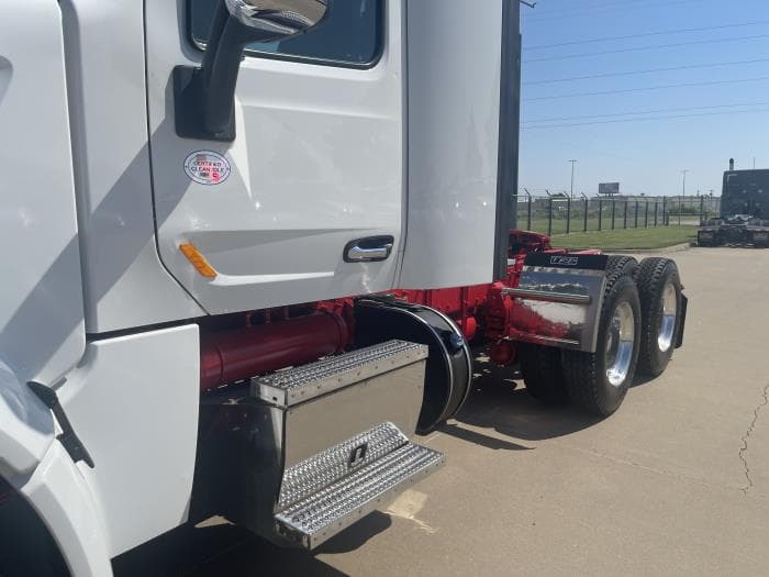 2022 Peterbilt 567 — photo 16