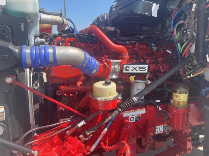 2022 Peterbilt 567 — photo 24