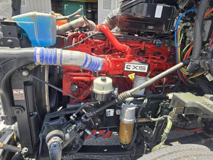 2021 Peterbilt 579 — photo 16