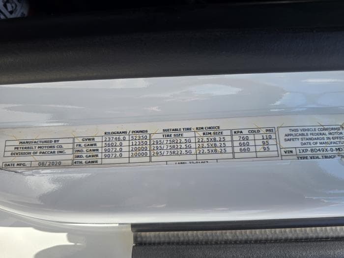 2021 Peterbilt 579 — photo 24