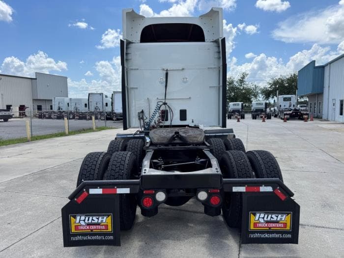 2022 Peterbilt 567 — photo 7