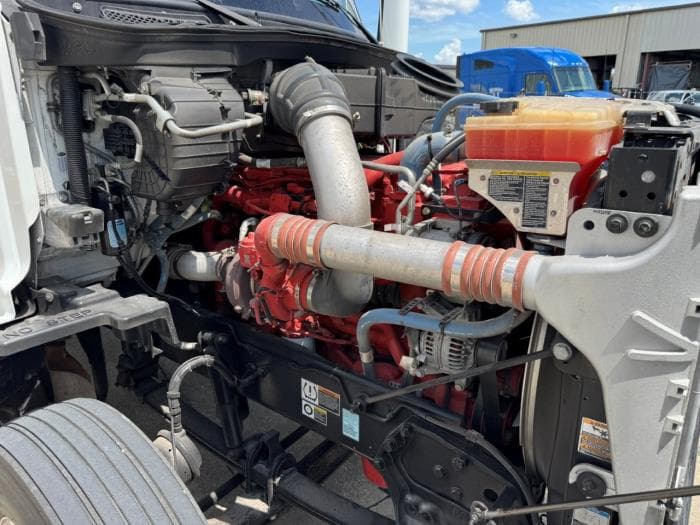 2022 Peterbilt 567 — photo 24