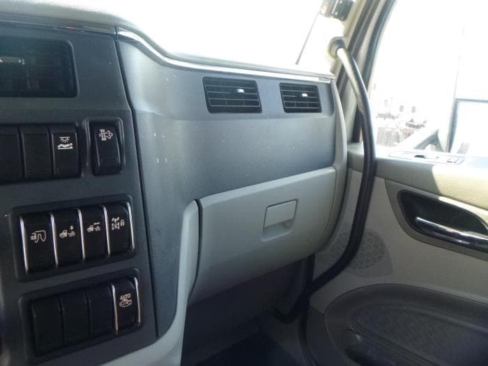 2021 Peterbilt 579 — photo 20