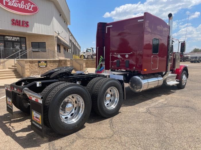 2026 Peterbilt 589 — photo 19