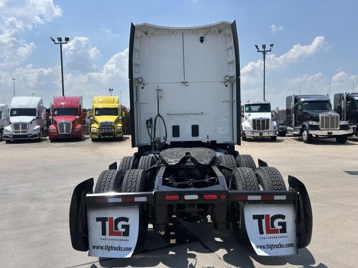 2021 Peterbilt 579 — photo 5
