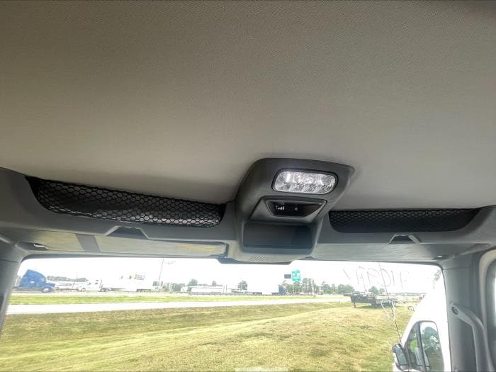 2025 International MV — photo 11