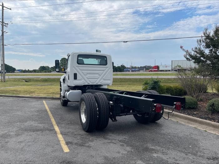 2025 International MV — photo 3