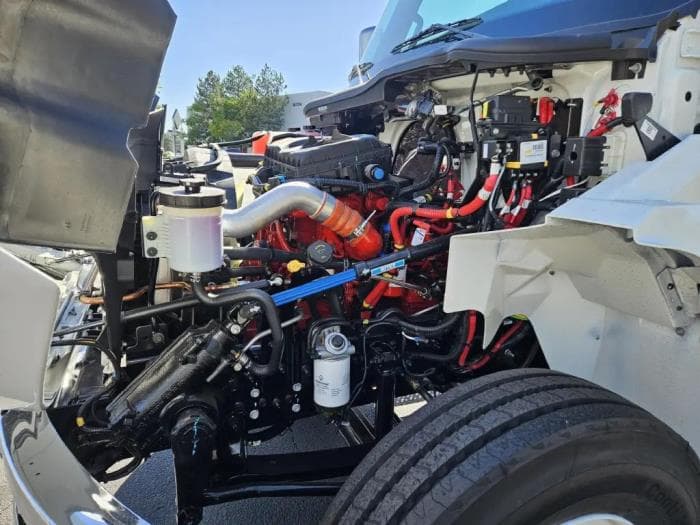 2025 International MV — photo 5