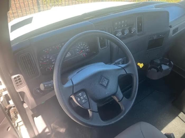 2025 International MV — photo 7