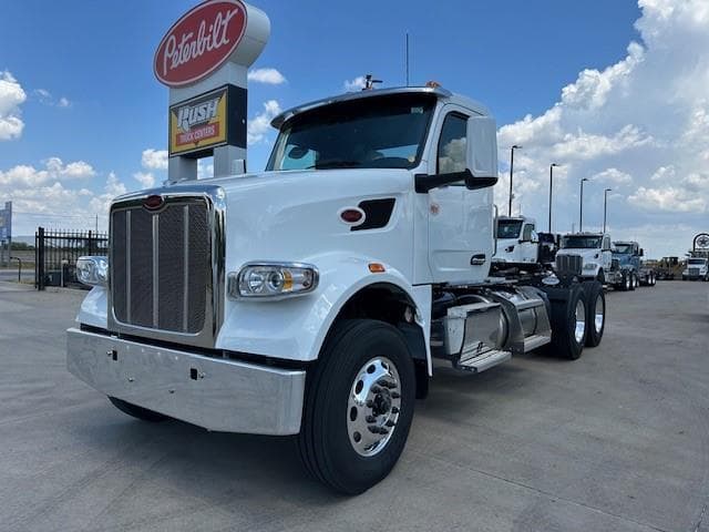 2026 Peterbilt 567 — photo 2