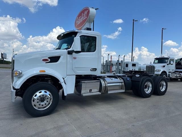 2026 Peterbilt 567 — photo 3