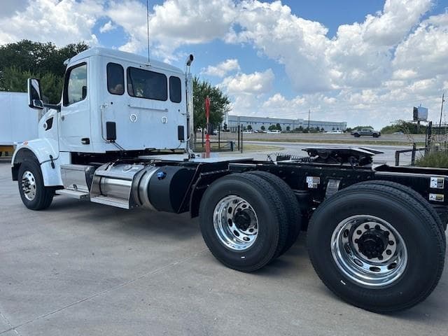 2026 Peterbilt 567 — photo 5