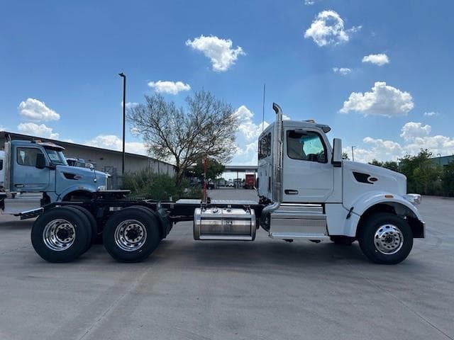 2026 Peterbilt 567 — photo 9
