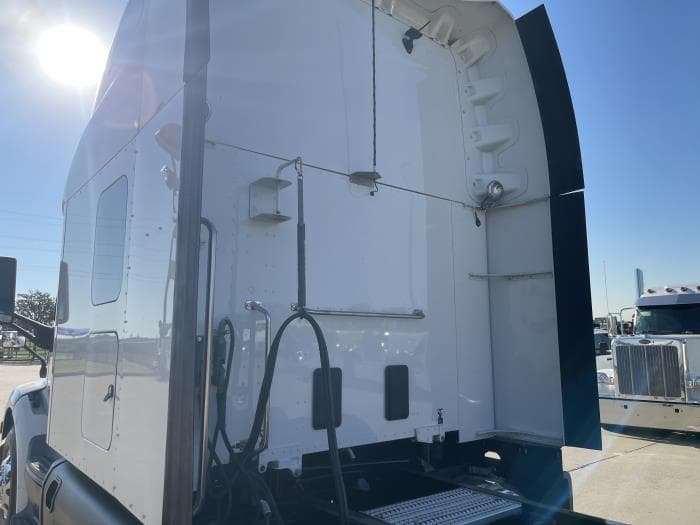 2021 Peterbilt 579 — photo 13
