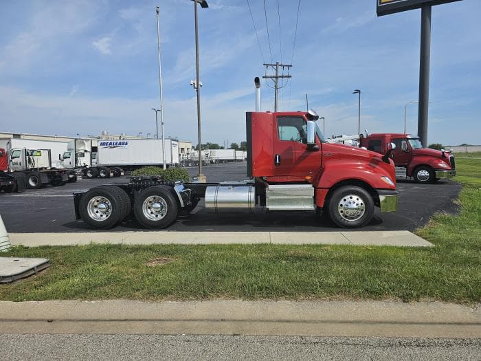 2026 International LT — photo 5