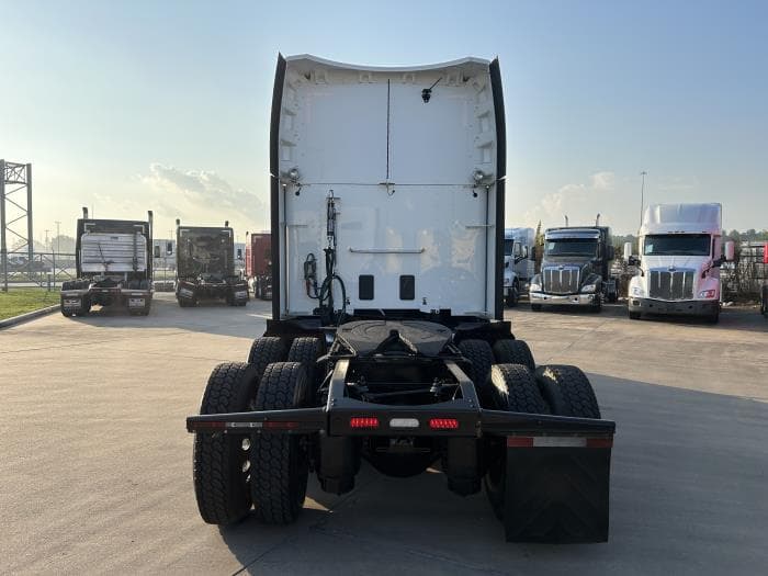 2021 Peterbilt 579 — photo 5